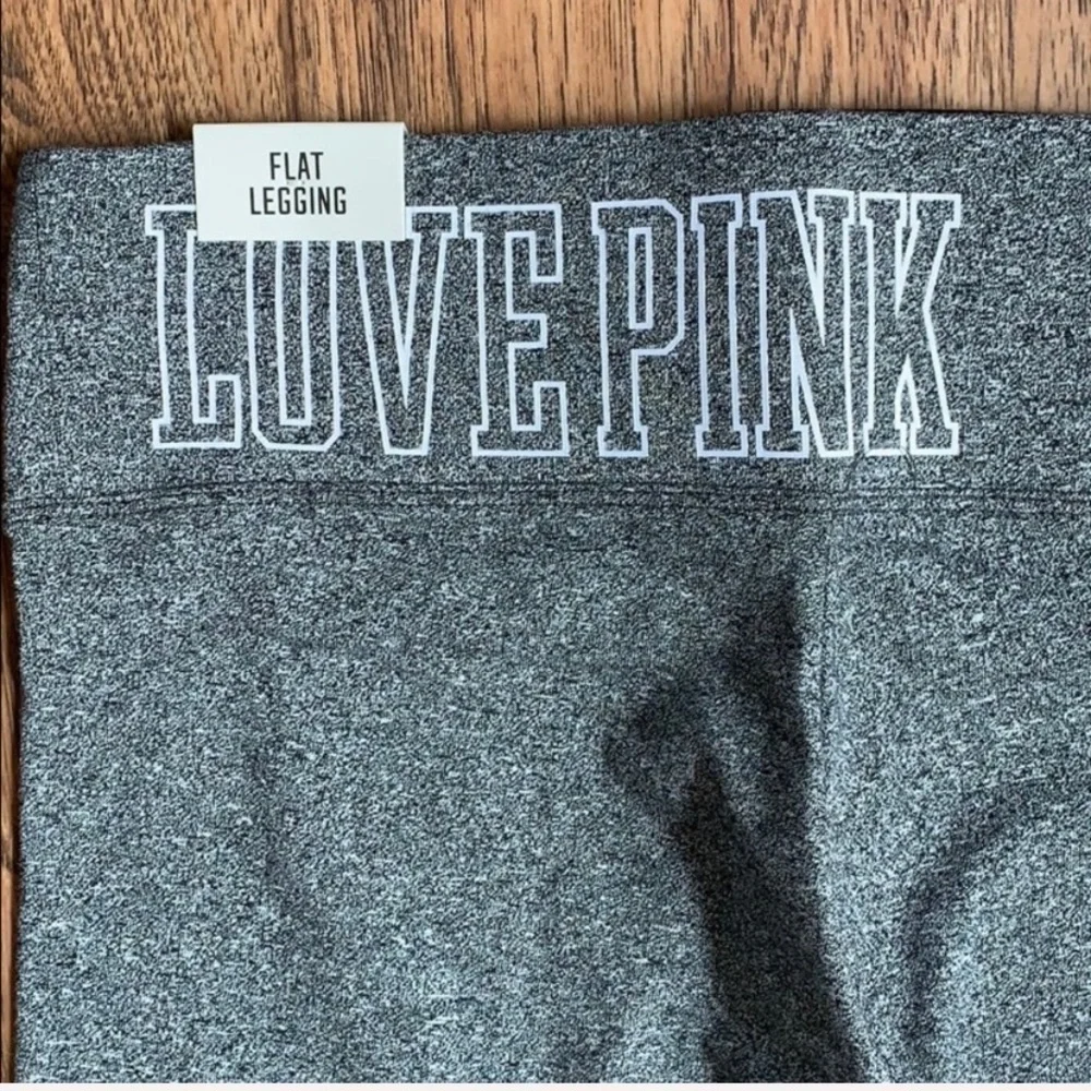 VS PINK Yoga Leggings - Picture 4 of 6